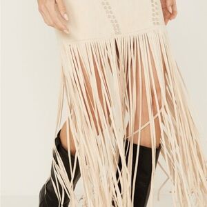 VOCAL CREAM FRINGE STUDDED SKIRT
